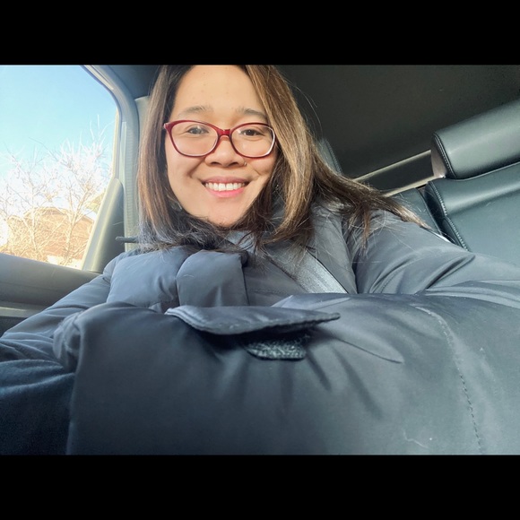 Meet your Posher, Ellen gray - Picture 1 of 1